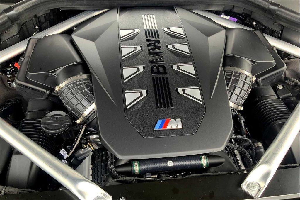 new 2026 BMW X7 car, priced at $123,575