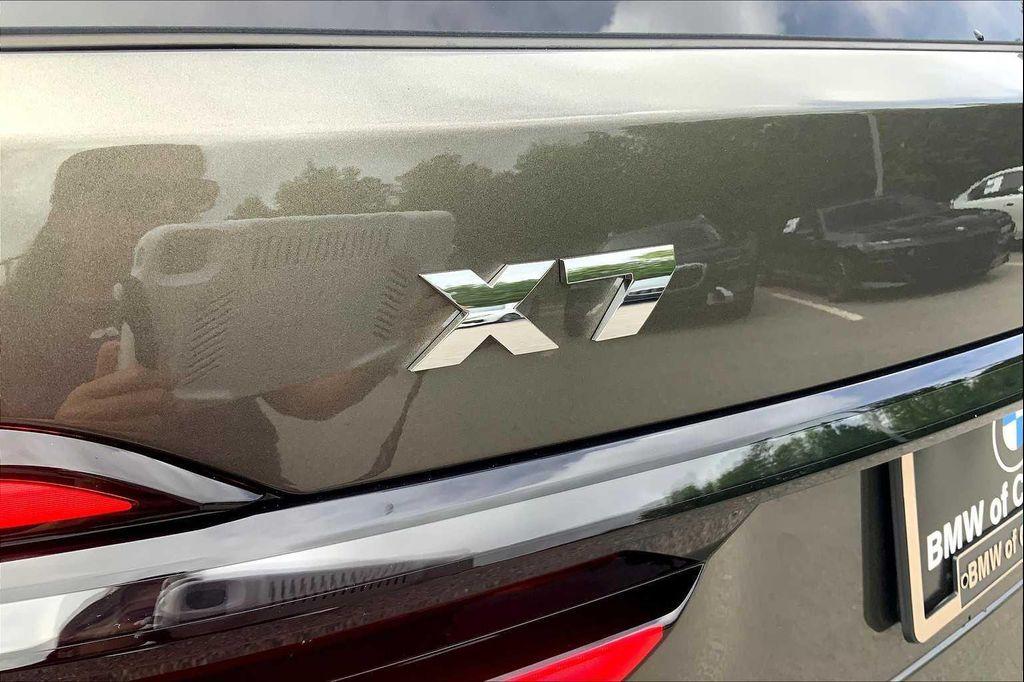 new 2026 BMW X7 car, priced at $123,575