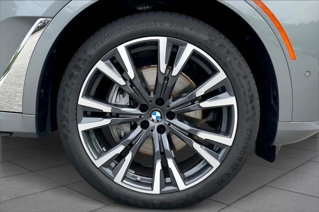 new 2024 BMW X7 car, priced at $90,905