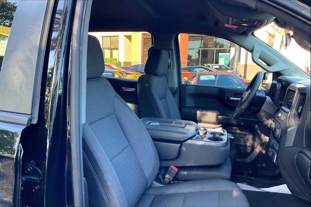 used 2024 Chevrolet Silverado 1500 car, priced at $42,998