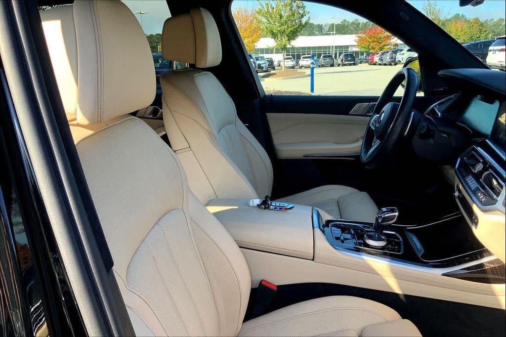 used 2021 BMW X7 car, priced at $41,998