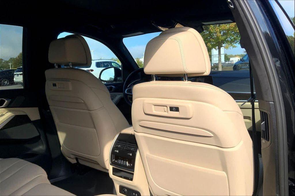 used 2021 BMW X7 car, priced at $41,998