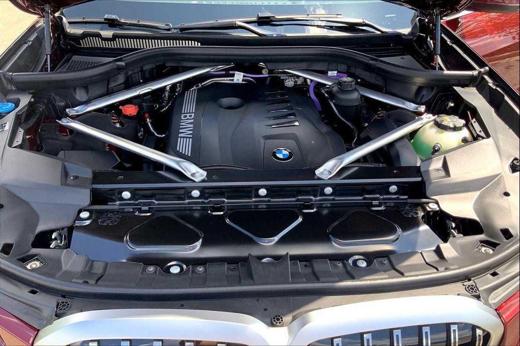new 2026 BMW X7 car, priced at $93,735