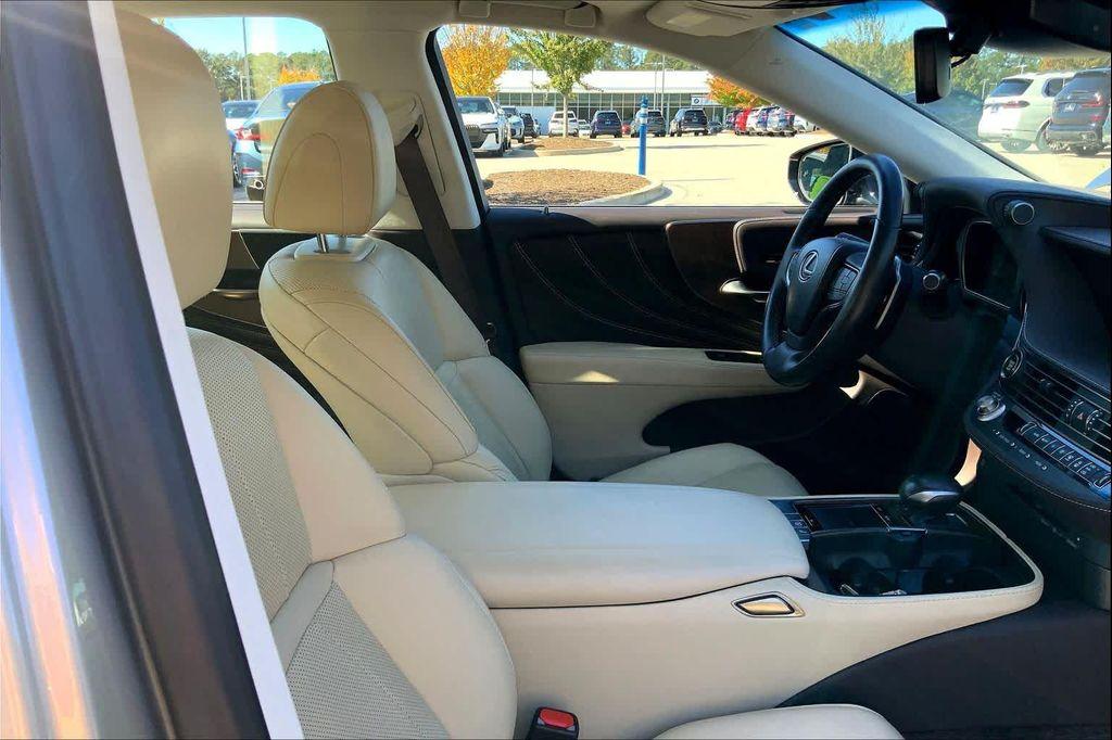 used 2018 Lexus LS 500 car, priced at $35,998