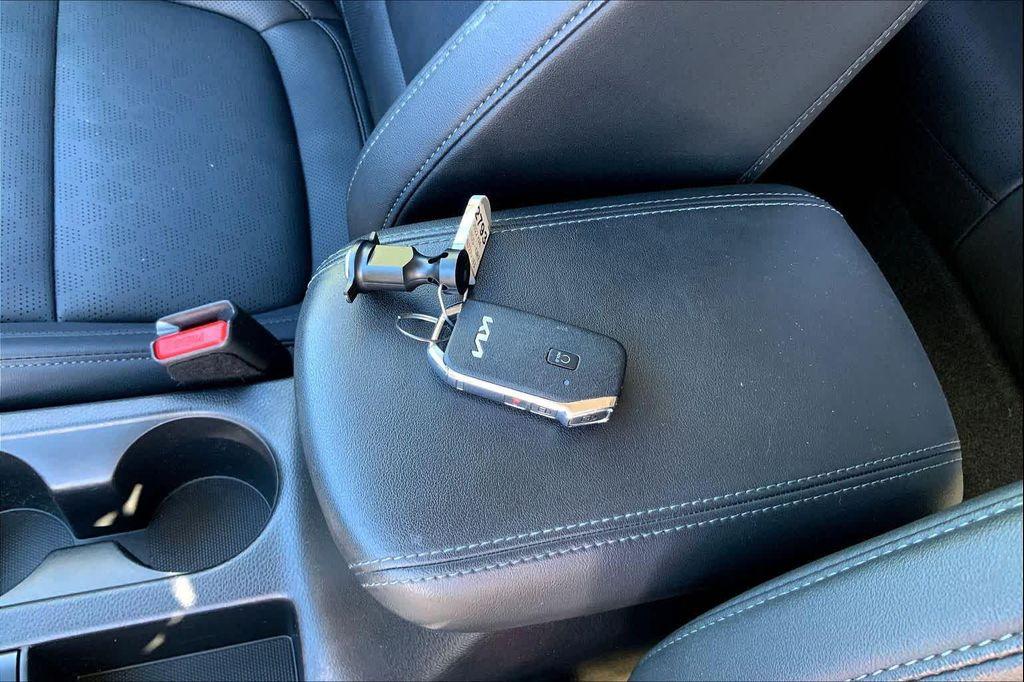 used 2022 Kia Seltos car, priced at $21,498