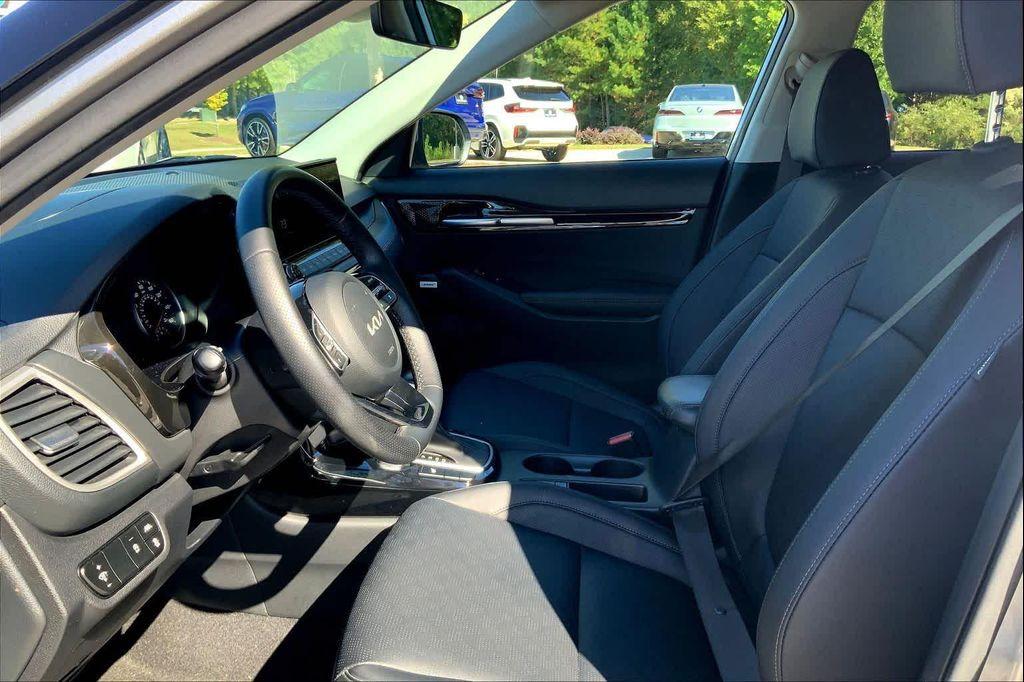used 2022 Kia Seltos car, priced at $21,498