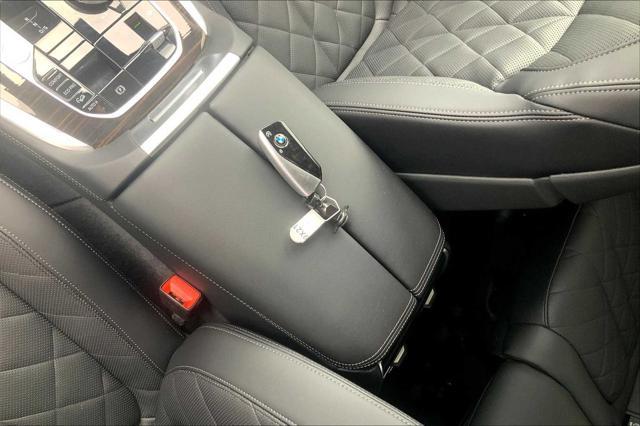 used 2025 BMW X7 car, priced at $76,998