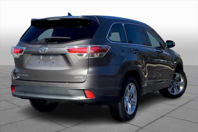 used 2015 Toyota Highlander car, priced at $23,498