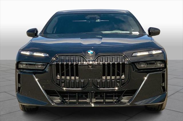 new 2024 BMW 760 car, priced at $138,665