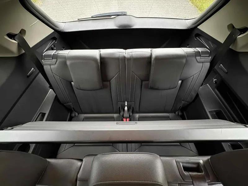 used 2019 Volkswagen Atlas car, priced at $13,000