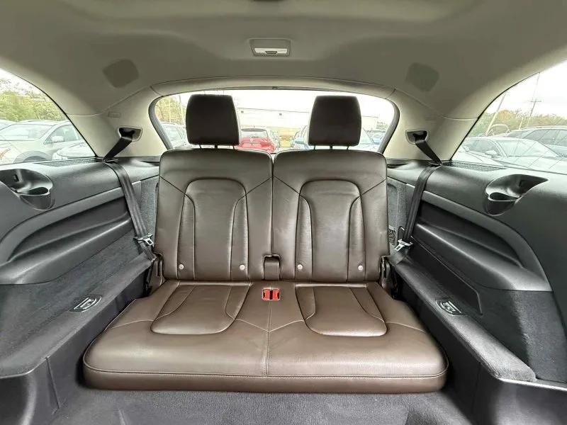 used 2015 Audi Q7 car, priced at $11,500
