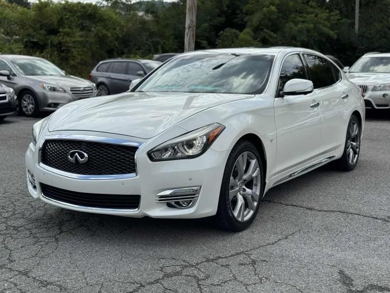 used 2018 INFINITI Q70L car, priced at $13,500