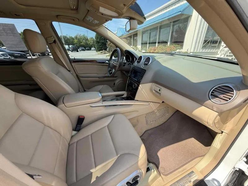 used 2009 Mercedes-Benz M-Class car, priced at $8,500