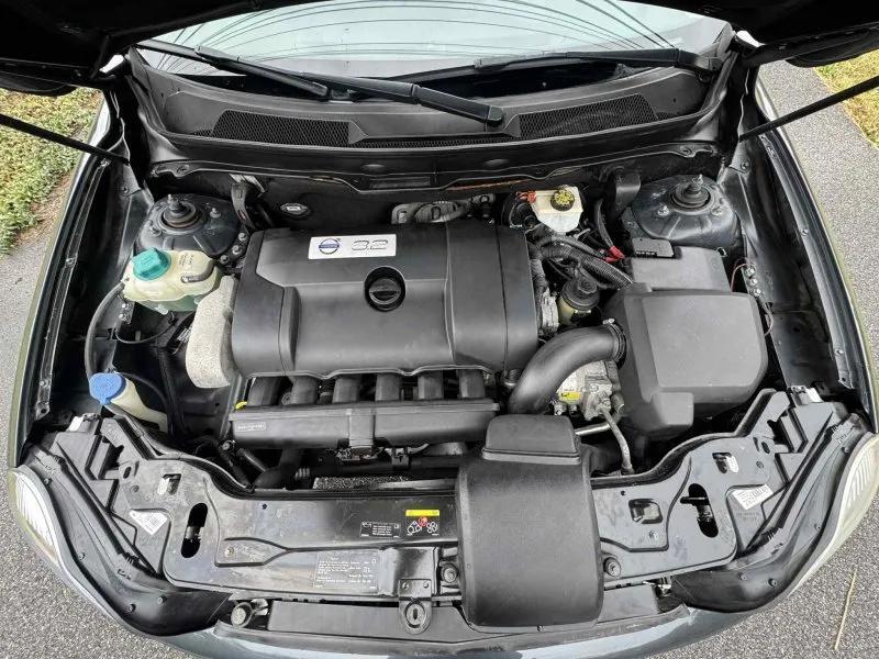 used 2012 Volvo XC90 car, priced at $8,500