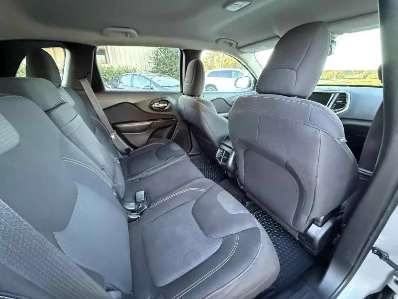used 2016 Jeep Cherokee car, priced at $9,900