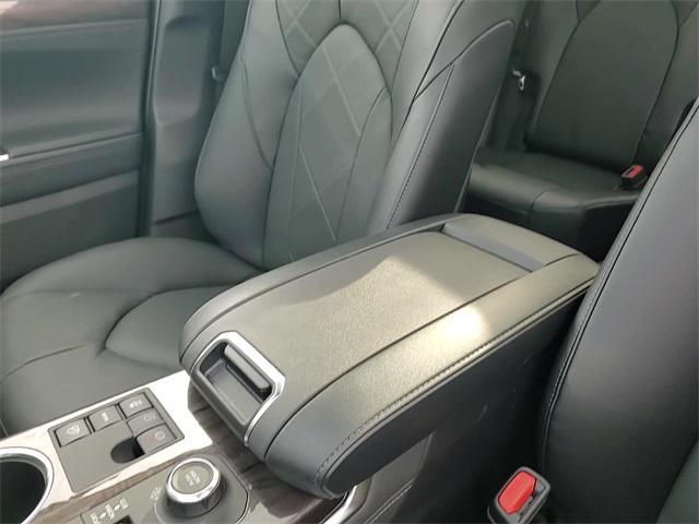 new 2026 Toyota Highlander car, priced at $55,000