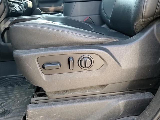 used 2021 Chevrolet Silverado 1500 car, priced at $39,392