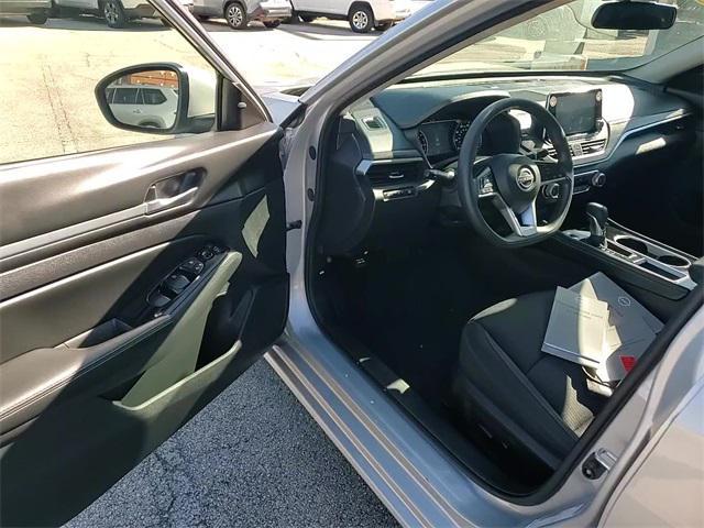 used 2023 Nissan Altima car, priced at $19,894