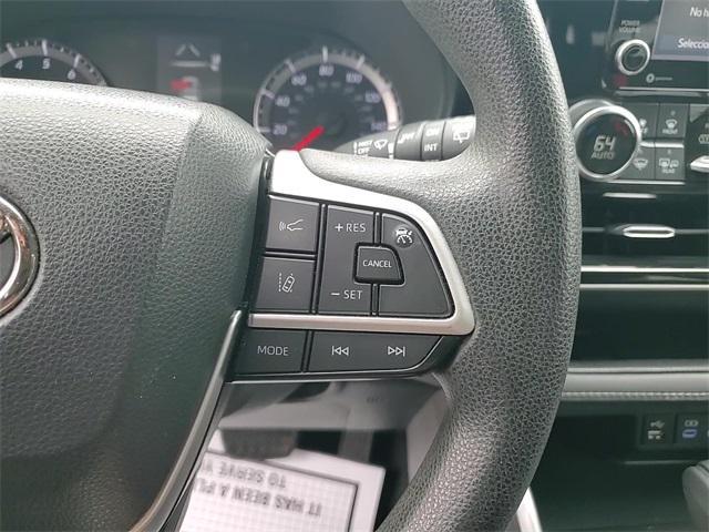 used 2022 Toyota Highlander car, priced at $25,227