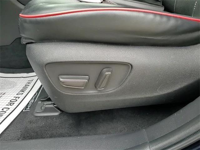 used 2022 Toyota Highlander car, priced at $25,227