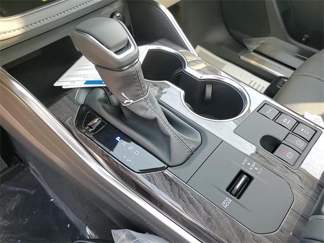 used 2025 Toyota Highlander Hybrid car, priced at $57,825