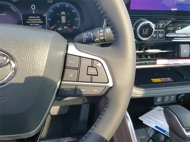 used 2025 Toyota Highlander Hybrid car, priced at $57,825