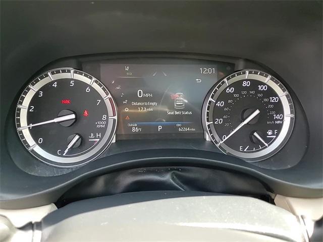 used 2022 Toyota Highlander car, priced at $33,161