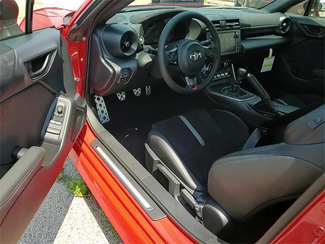 new 2025 Toyota GR86 car, priced at $35,974