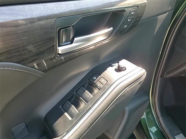 new 2025 Toyota Highlander car, priced at $55,375