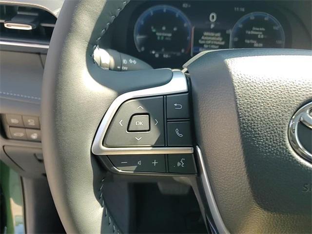 new 2025 Toyota Highlander car, priced at $55,375