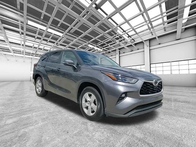 used 2023 Toyota Highlander car, priced at $30,435