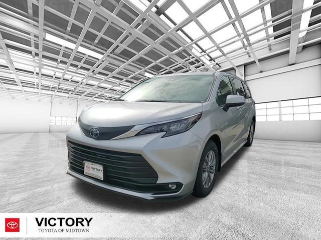 used 2025 Toyota Sienna car, priced at $49,988