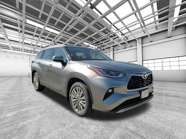 new 2025 Toyota Highlander Hybrid car, priced at $58,531
