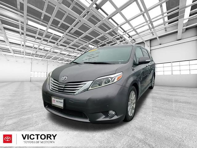 used 2015 Toyota Sienna car, priced at $26,767