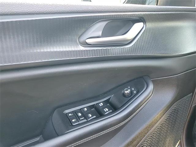 used 2023 Jeep Grand Cherokee car, priced at $27,518