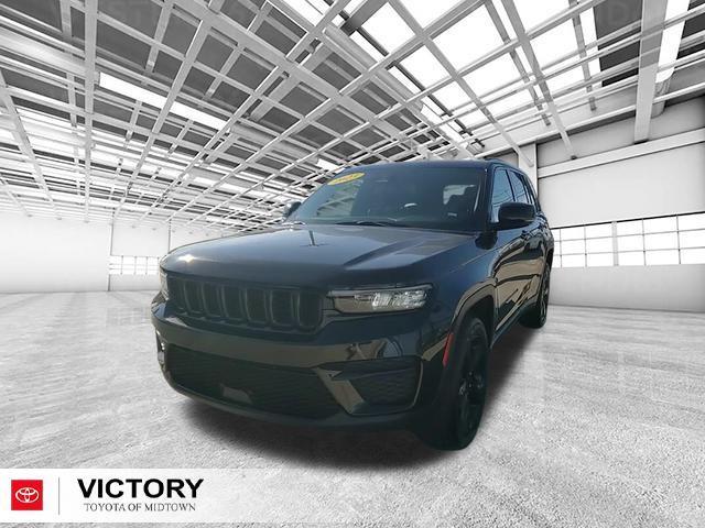 used 2023 Jeep Grand Cherokee car, priced at $27,518