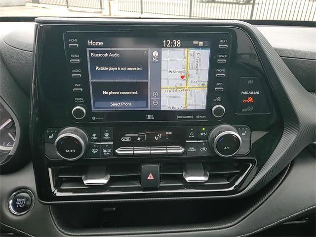 used 2022 Toyota Highlander car, priced at $33,547