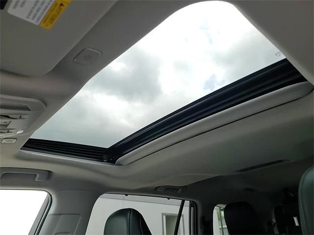 used 2024 Toyota Highlander car, priced at $42,891