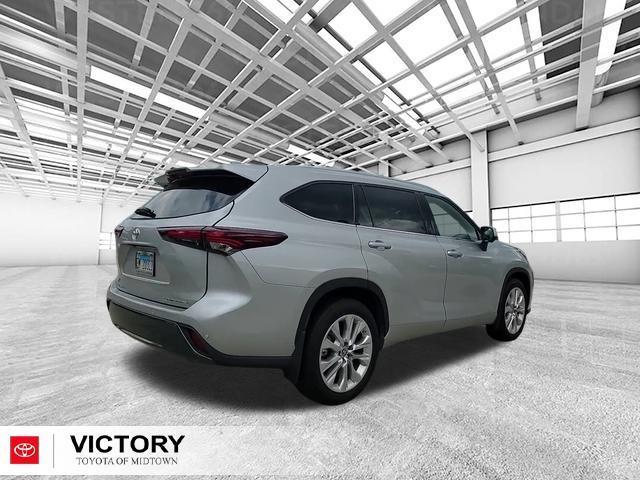 used 2024 Toyota Highlander car, priced at $42,891