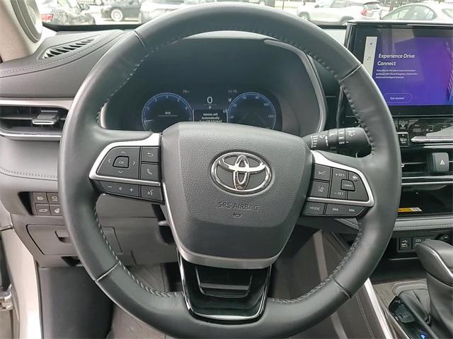 used 2024 Toyota Highlander car, priced at $42,891