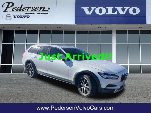 used 2020 Volvo V90 Cross Country car, priced at $31,300