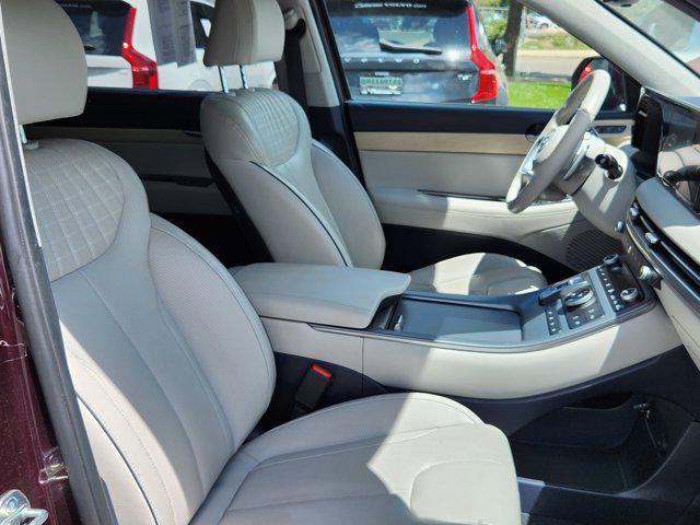 used 2023 Hyundai Palisade car, priced at $38,100