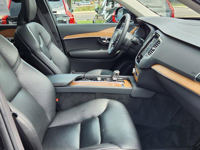 used 2022 Volvo XC90 Recharge Plug-In Hybrid car, priced at $39,300