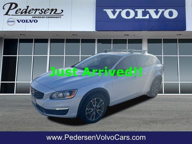 used 2017 Volvo V60 Cross Country car, priced at $13,990