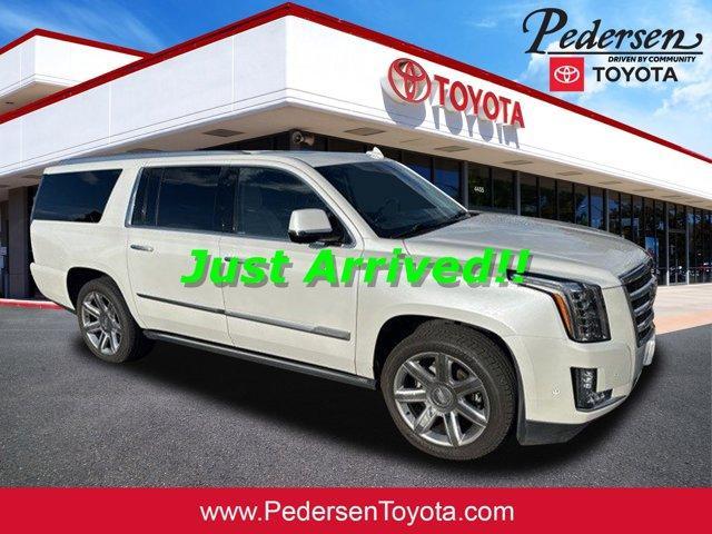 used 2017 Cadillac Escalade ESV car, priced at $29,690