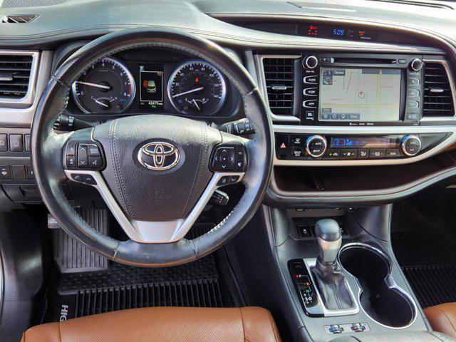 used 2019 Toyota Highlander car, priced at $32,300