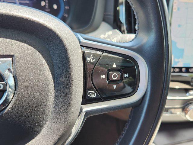 used 2022 Volvo XC60 car, priced at $39,300