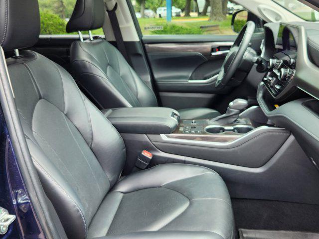 used 2023 Toyota Highlander Hybrid car, priced at $39,300