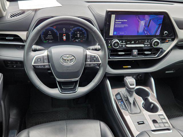 used 2023 Toyota Highlander Hybrid car, priced at $39,300
