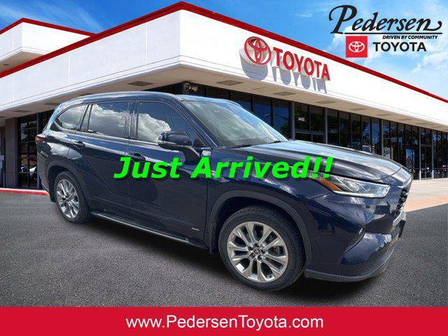 used 2023 Toyota Highlander Hybrid car, priced at $44,300